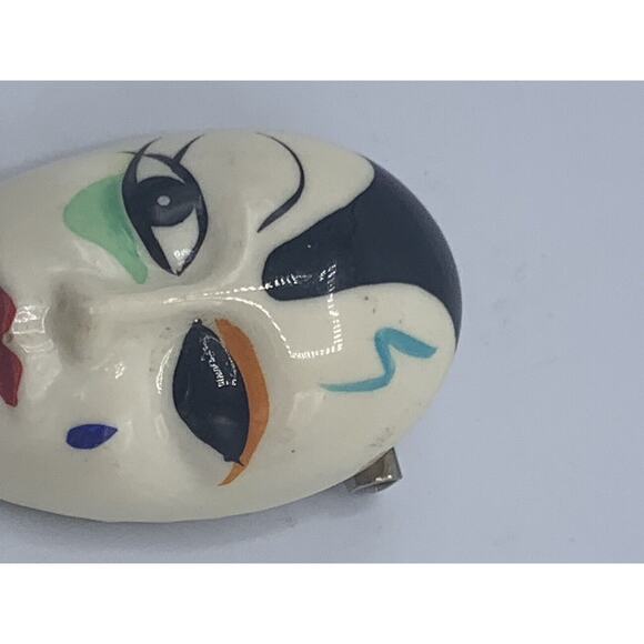 Vintage NANCO Face Mask Pin 1970s Kabuki mask Chelsea Mass - Picture 6 of 12